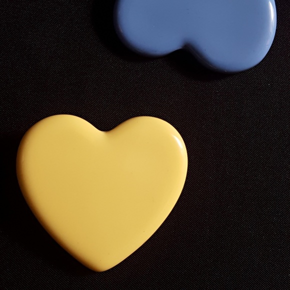 Missoni Heart Pin - Picture 3 of 4